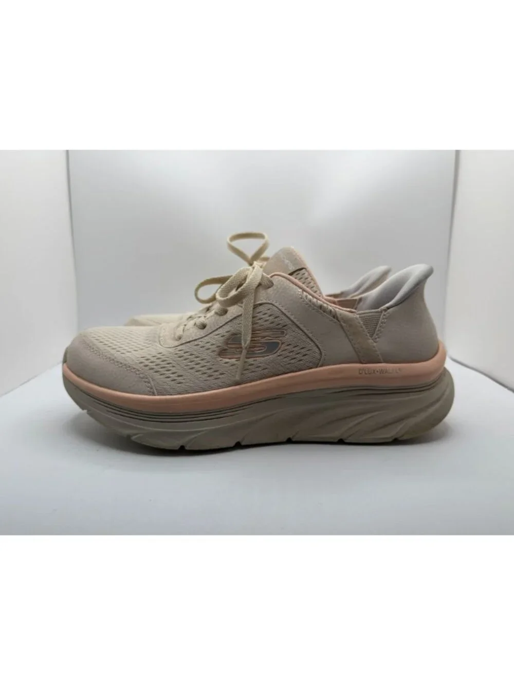 Skechers lux walker